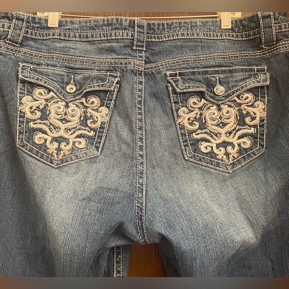 A.N.A. Woman New Approach Mid Rise Bootcut Flare Blue Jeans Pocket Bling 20W - Picture 9 of 10
